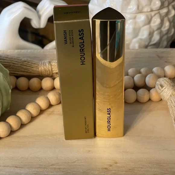 HOURGLASS Vanish Blush Stick In Devoted (Dusty Rose) - Picture 12 of 15